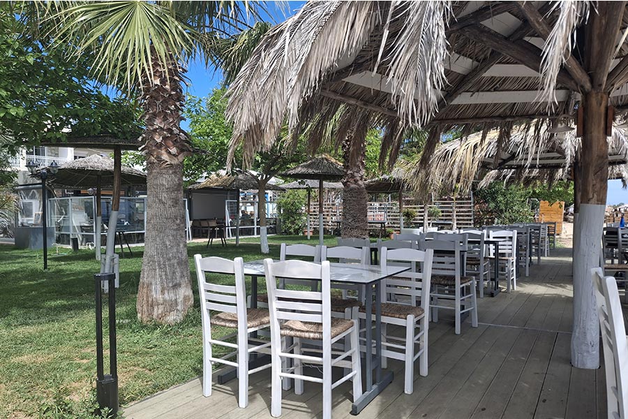 Akrogiali Fish and Meat Tavern