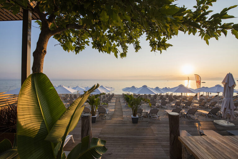 Ostria Sea Side Bar